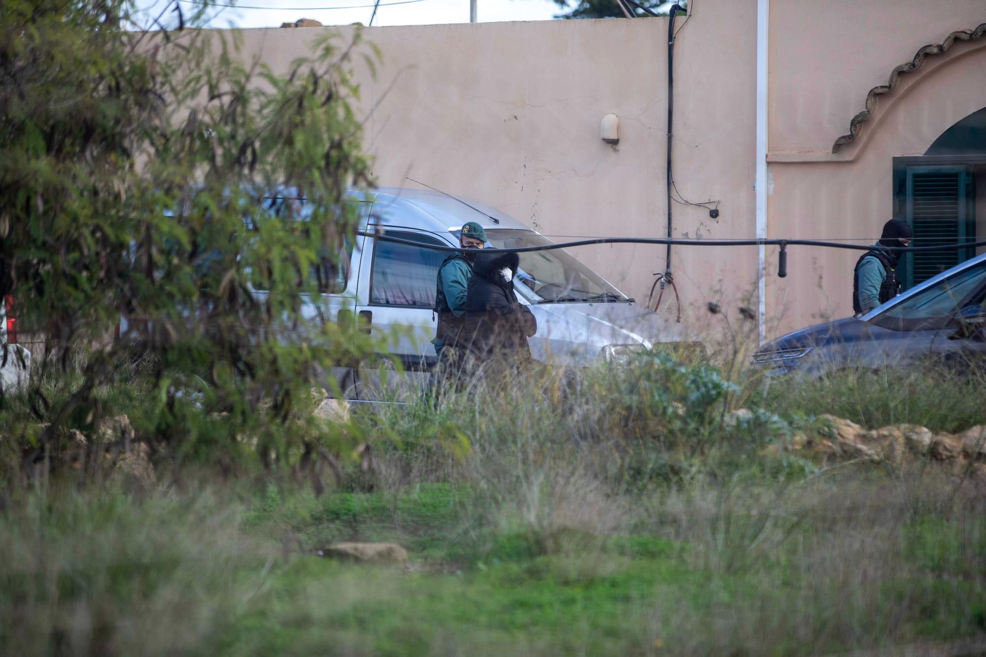 Siete detenidos en la redada contra la droga y el maltrato animal en Son Malferit