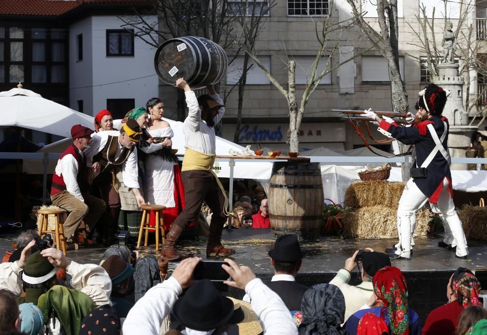 El casco vello acoge la recreación de la gesta histórica ocurrida en 1809 ante un valeroso público que desafió a la persistente lluvia y el viento