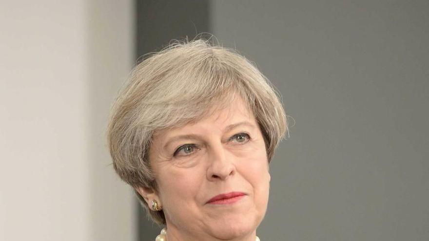 La &quot;premier&quot; británica, Theresa May, ayer, en Swansea (Gales).