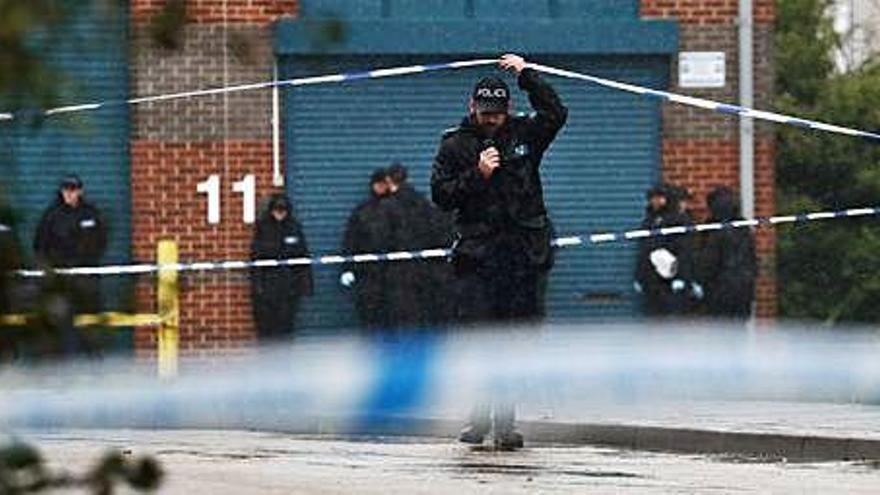 La policia continua investigant la mort de 39 xinesos a Essex