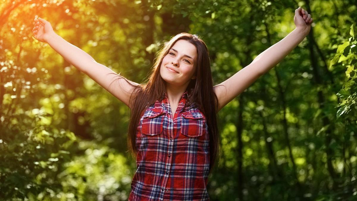 Una chica feliz: cómo ser más feliz