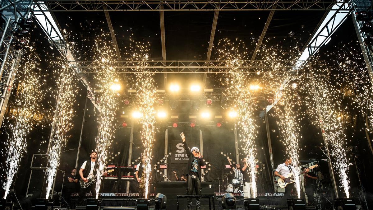 Les imatges del concert de Buhos al Strenes