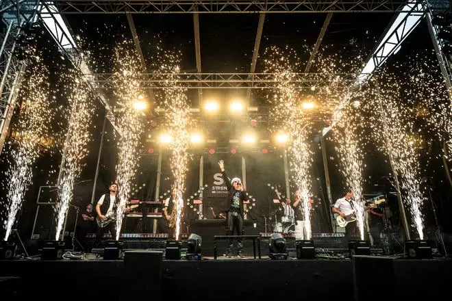 Les imatges del concert de Buhos al Strenes