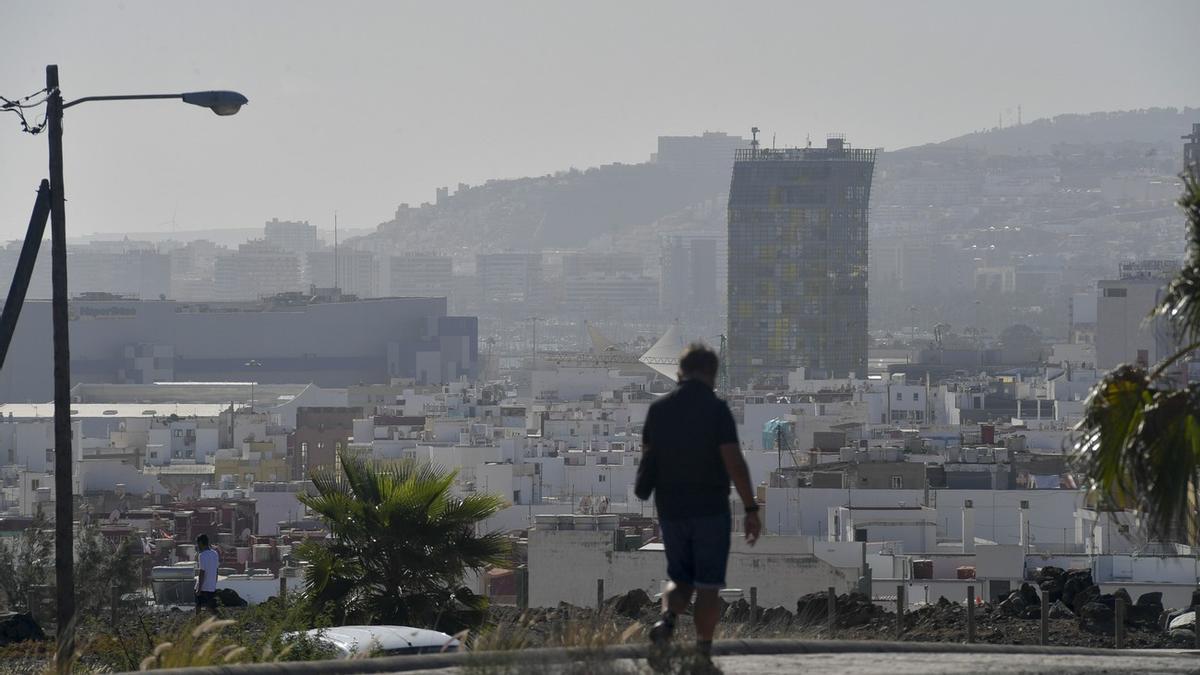 Tiempo en Canarias: Cielos despejados en Las Palmas de Gran Canaria (11/01/2024)