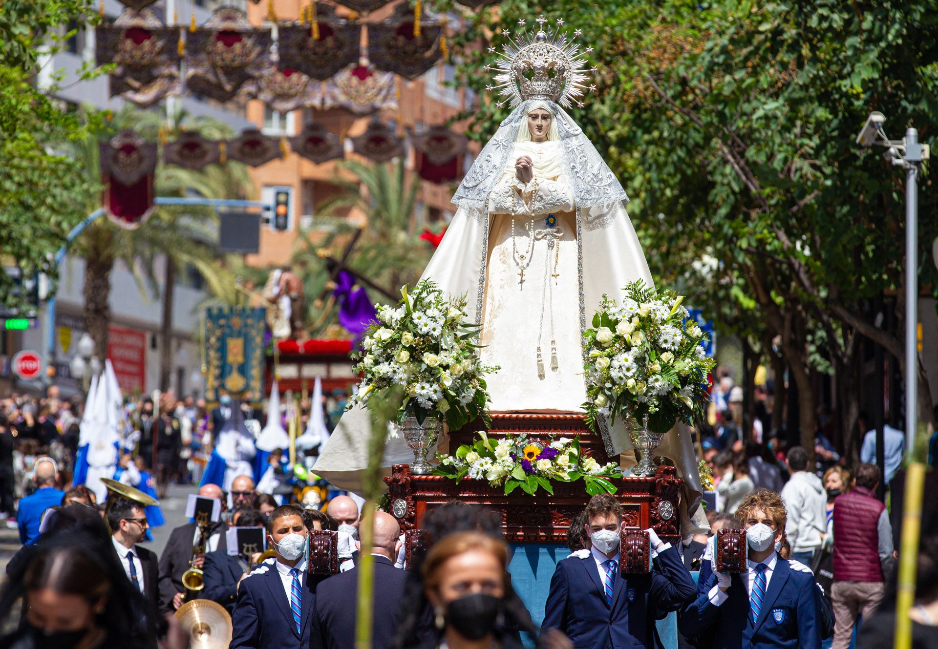 Jesús Triunfante, Oración en el huerto y La Verónica procesional en la mañana del Domingo de Ramos