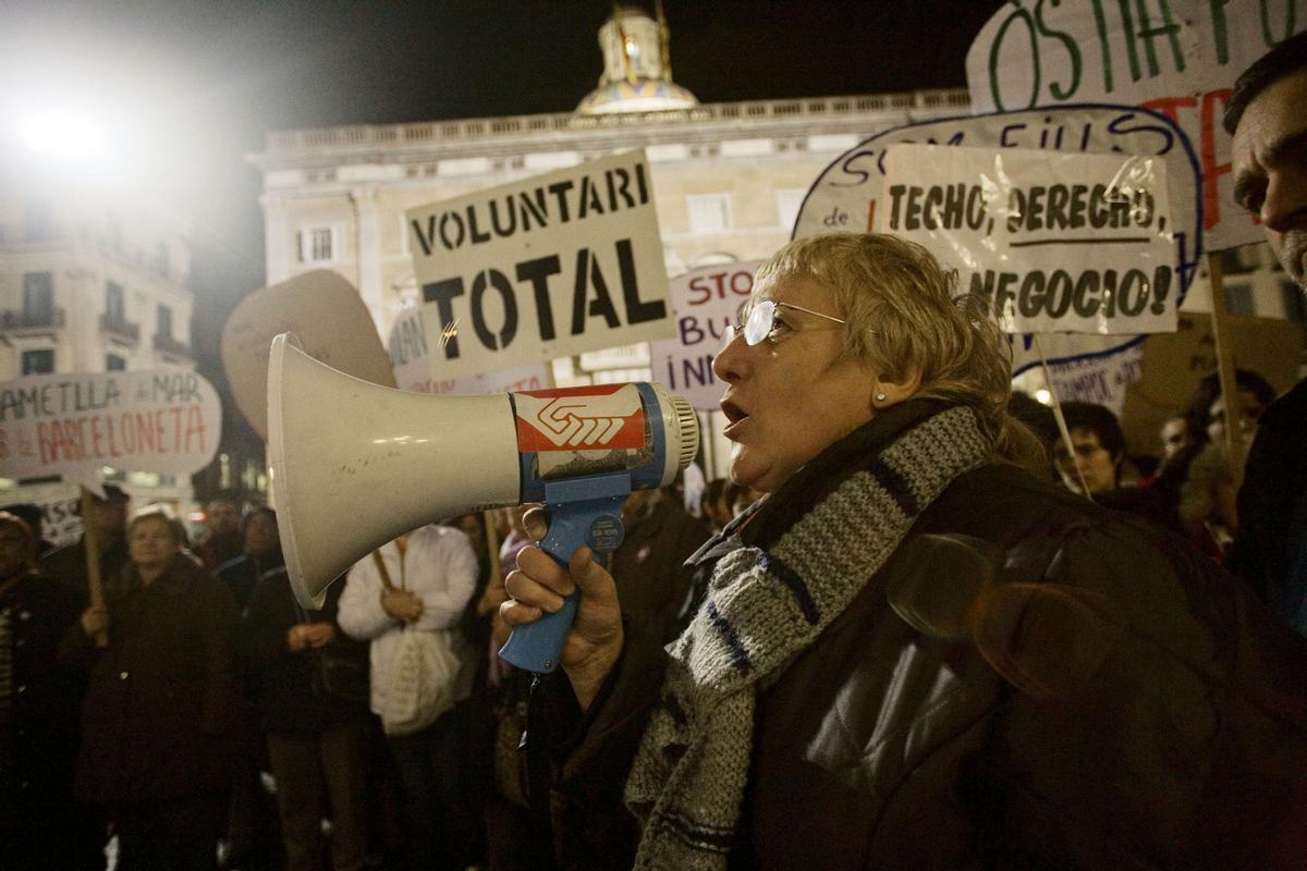 Emilia Llorca durante una protesta en Sant Jaume.