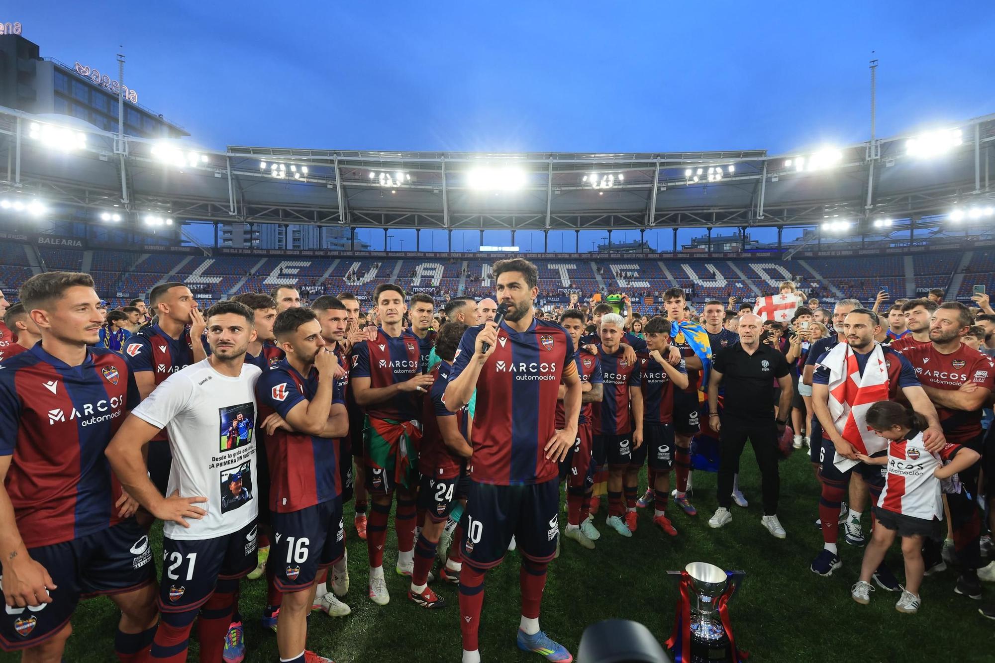 Fiesta en el Ciutat de Valencia: El Levante UD, campeón de Segunda División
