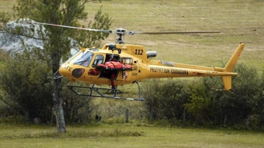 Mueren tres guardias civiles al estrellarse su helicóptero