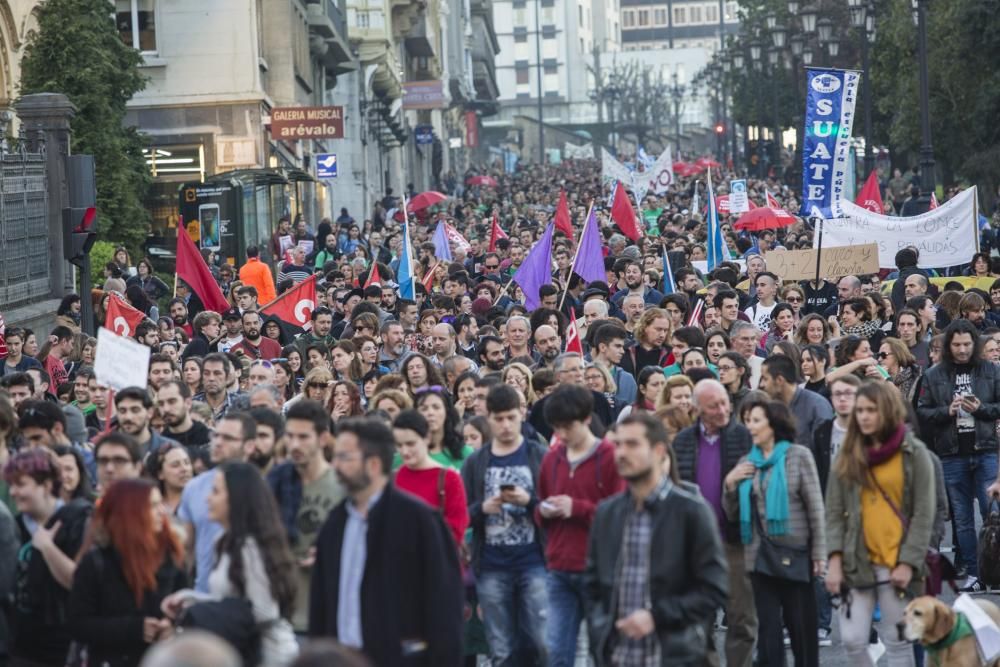 Manifestación contra la LOMCE en Oviedo