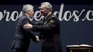 El nuevo DAO de la Policía toma posesión con el encargo de ser "implacable" con el acoso y recuperar la confianza social en el cuerpo