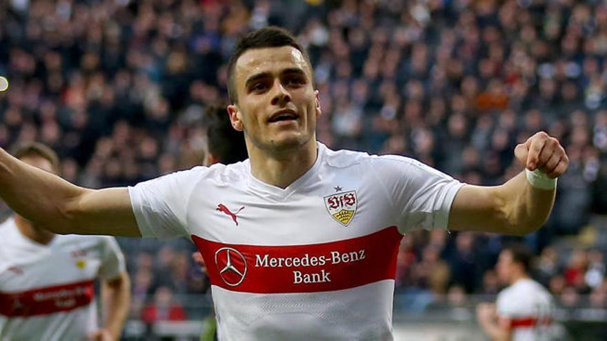 Kostic, fichado por el Valencia según medios alemanes