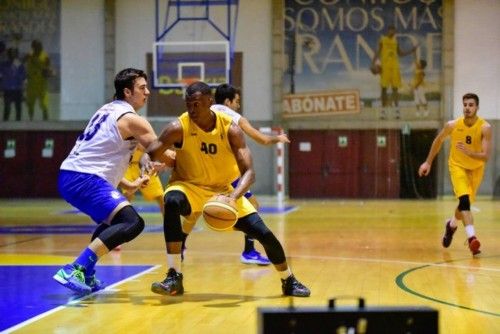 Derbi entre Herbalife GC y Nautico de Tenerife de liga EBA.