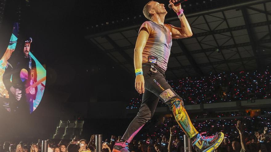 Chris Martin actuando en Coimbra (Portugal).