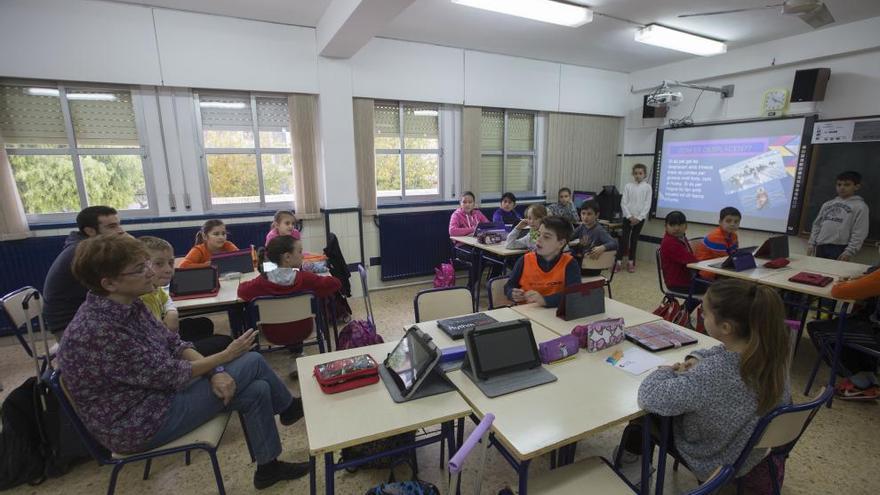 Los padres acceder a numerosa información sobre sus hijos escolarizados.