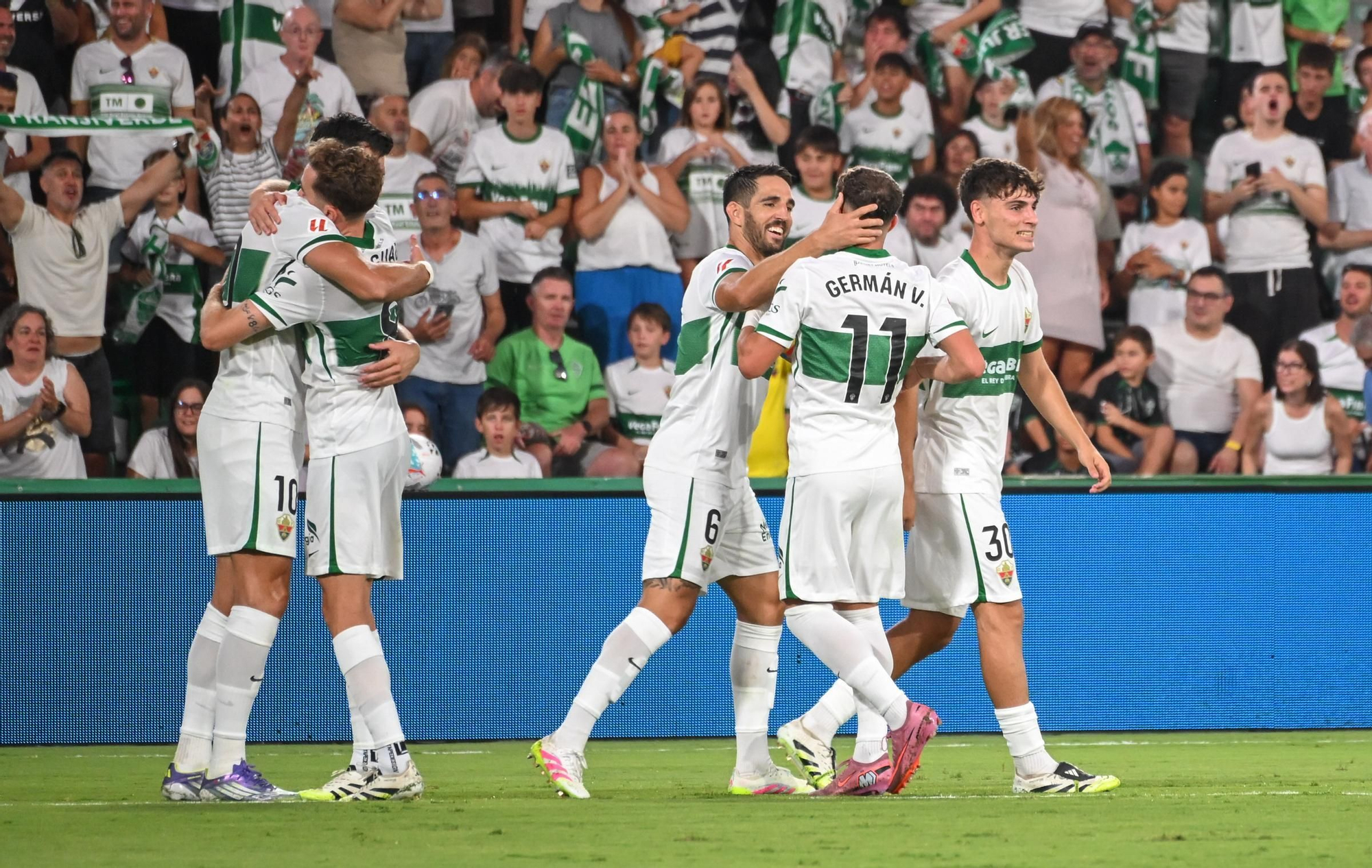 Las mejores imágenes del la victoria del Elche CF frente al Levante (2-0)