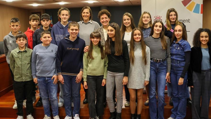 Onda homenajea a los estudiantes que han conseguido premio al rendimiento académico