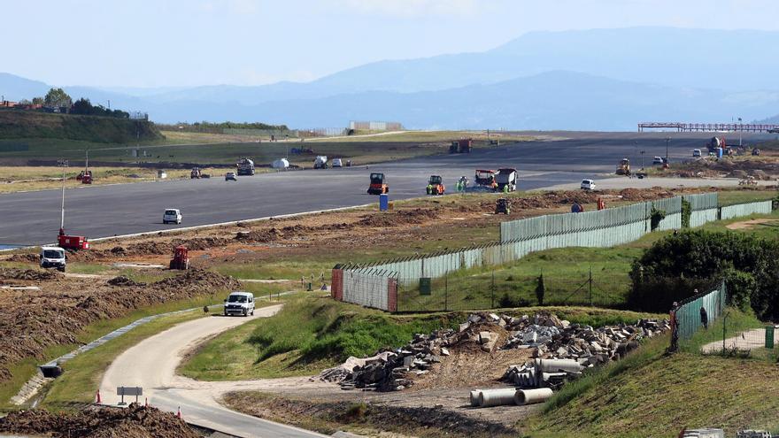 El turismo compostelano pide trasladar a Peinador los vuelos durante las obras de Lavacolla en 2026