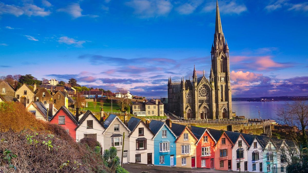 El pueblo costero más bonito de Irlanda es el lugar de nacimiento de una ‘pirata del Caribe’