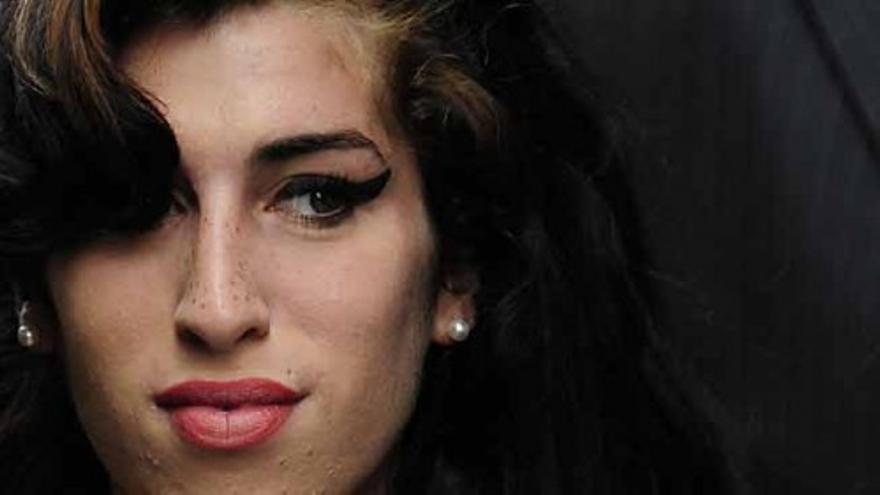Amy Winehouse cancela parte de su gira
