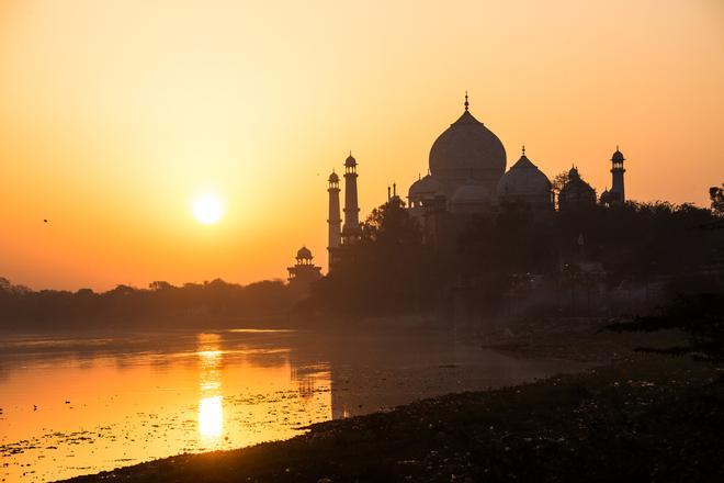 Lugares en peligro - Taj majal con polución