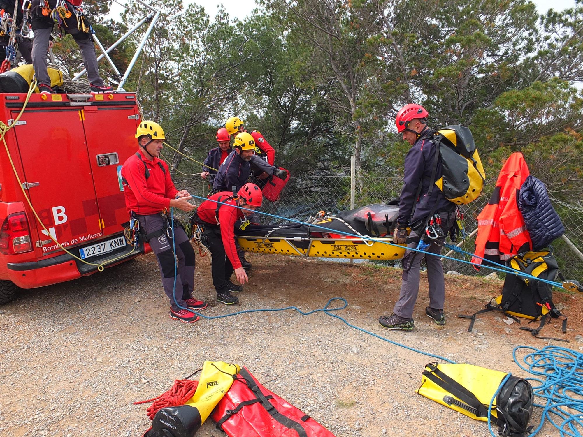 Simulacro de rescate de montaña en Sóller