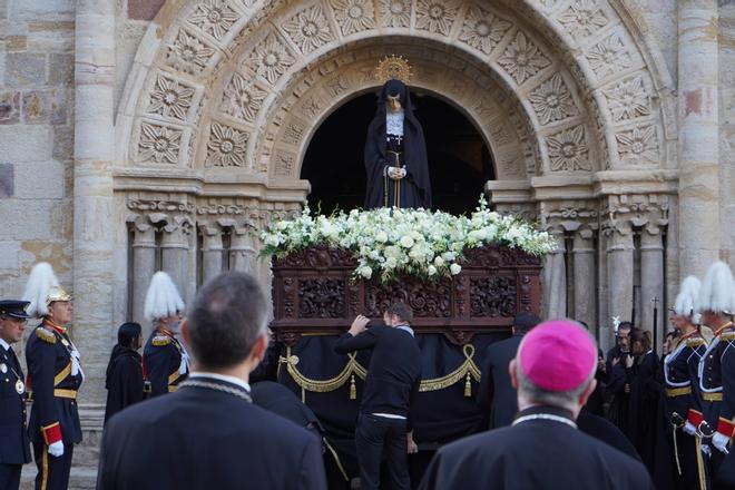 GALERÍA | La procesión de la Soledad, en imágenes