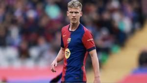 Dani Olmo, en un partido con el Barça en Montjuïc.