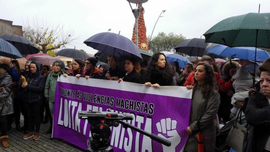 Grito unánime en O Grove contra la violencia machista