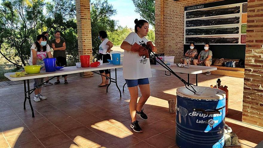 Una de las actividades en la Casa Penya.