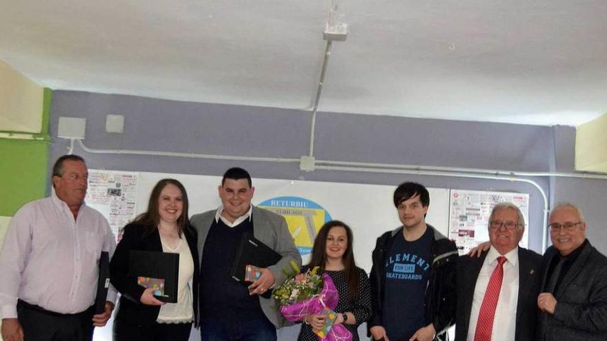 Organizadores y premiados del pasado Concurso de Canción Asturiana &quot;Cuenca del Caudal&quot; de Mieres.