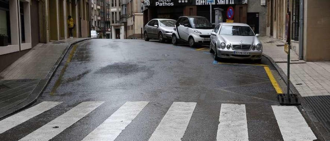 Tramo de la calle Santa Elena que se semipeatonalizará en los próximos meses.