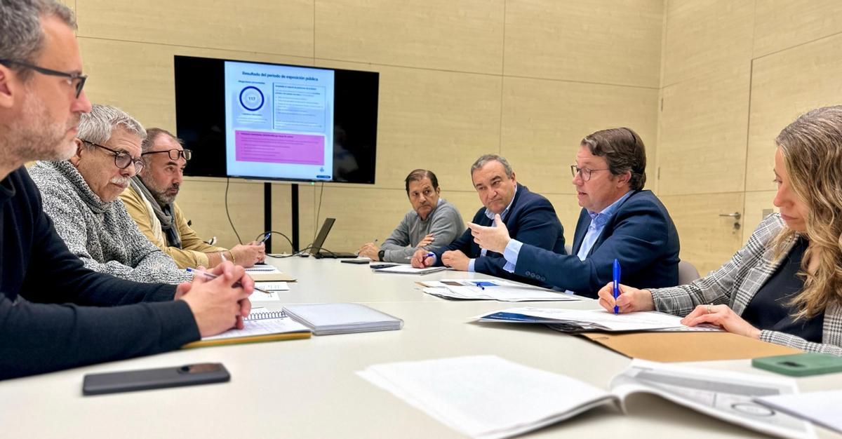 Reunión de la Federación Vecinal con el concejal Juan Giner.