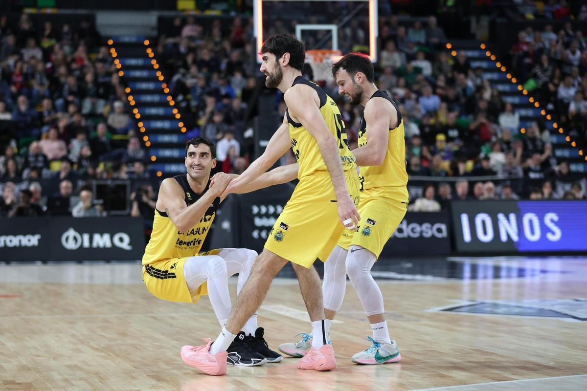 Jaime recupera la verticalidad con la ayuda de Sastre y Costa en la última salida del Canarias a Bilbao.