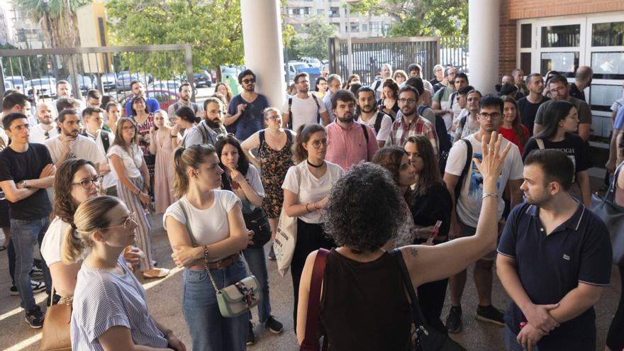 Un fallo en las listas deja sin destino a 2.700 profesores valencianos a tres semanas del inicio de curso