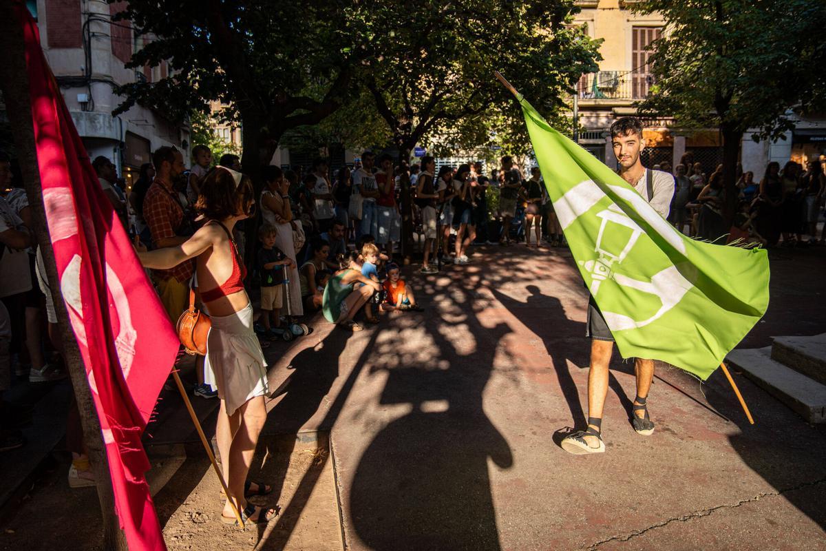 La 35a edició de la Festa Major Alternativa de Manresa arrenca amb l'estrena de la geganta Sibil·la