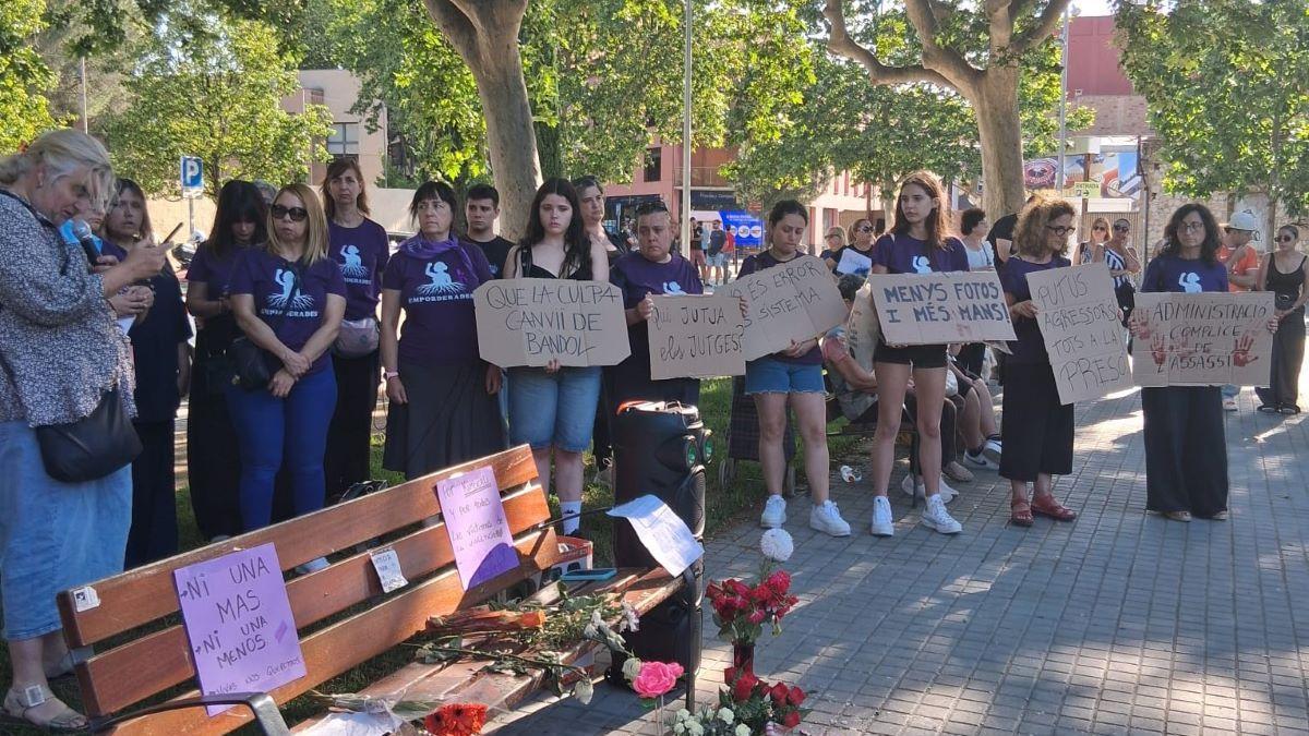 Figueres s'ha unit en el dolor contra la violència de gènere