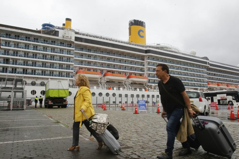 Cruceros en Vigo | Día frenético en el puerto de Vigo con su segundo mayor embarque desde 2009