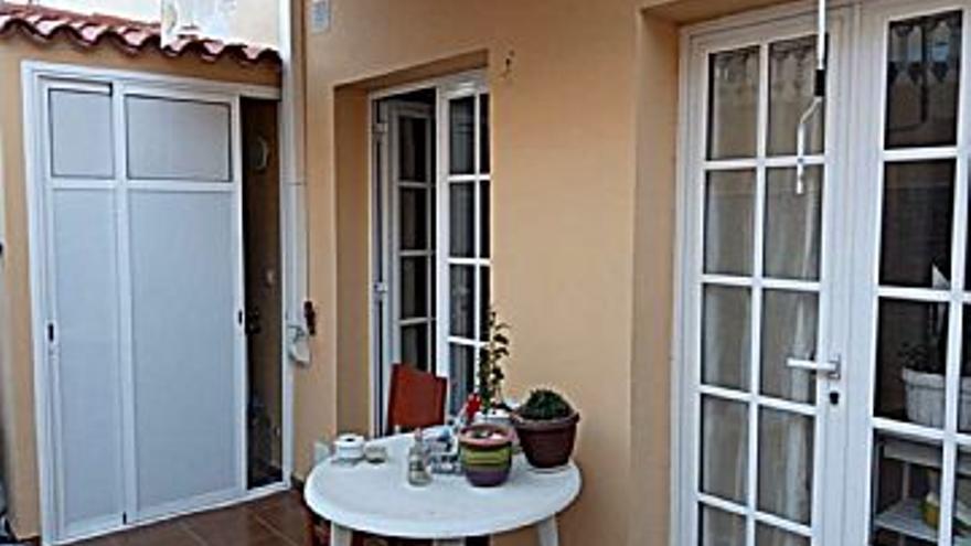 245.000 € Venta de casa en San Isidro de Abona (Granadilla de Abona), 3 habitaciones, 3 baños...