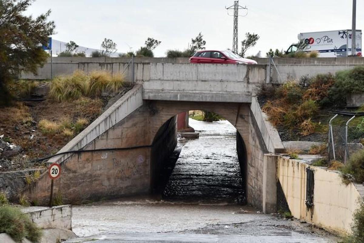 03/04/2019 VECINDARIO. SANTA LUCIA DE TIRAJANA.   Lluvia en Vecindario. Barranco de Balos. Fotógrafa: YAIZA SOCORRO.  | 03/04/2019 | Fotógrafo: Yaiza Socorro