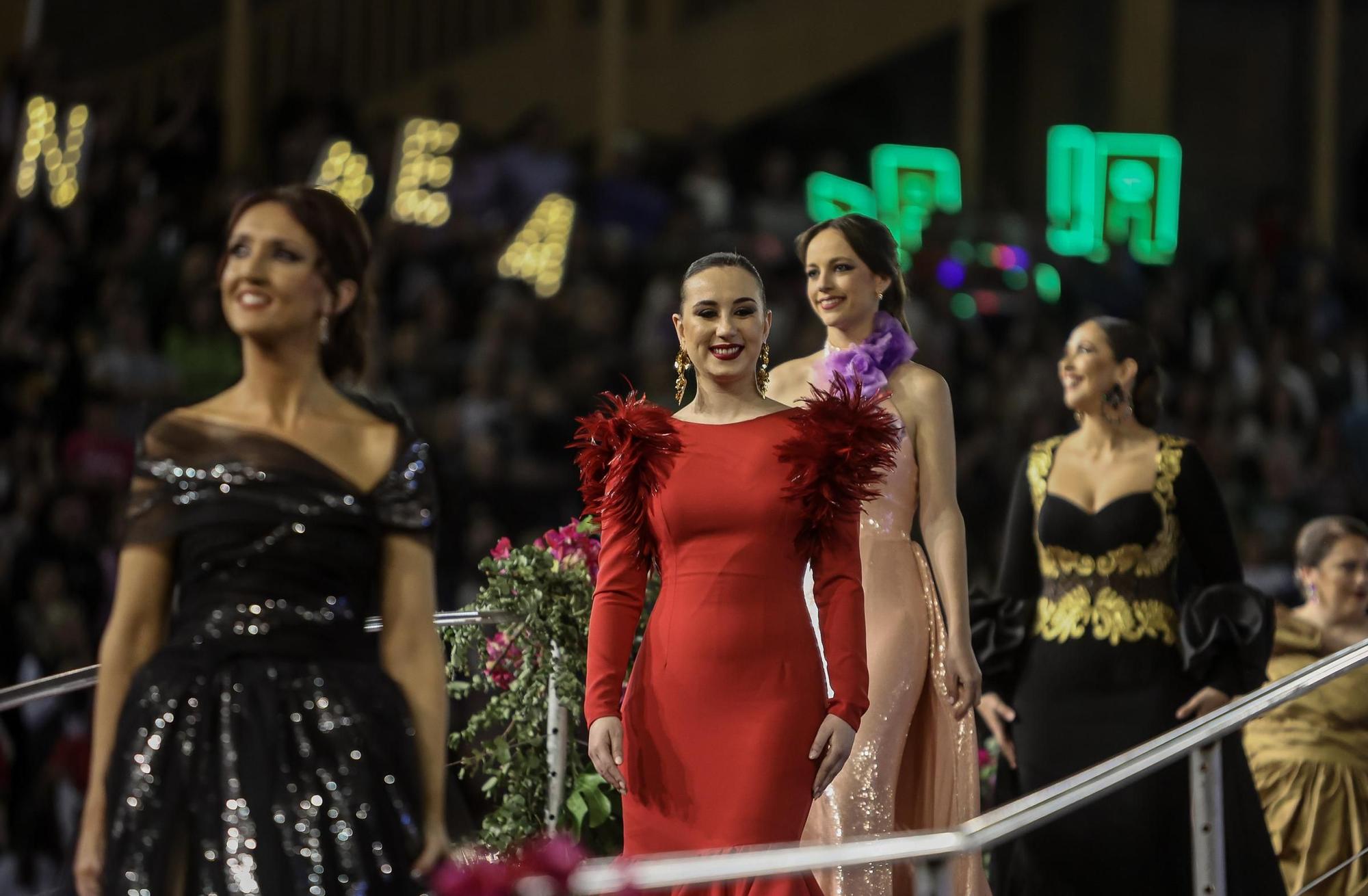 Así ha sido la Gala de las Candidatas adultas en la Plaza de Toros de Alicante