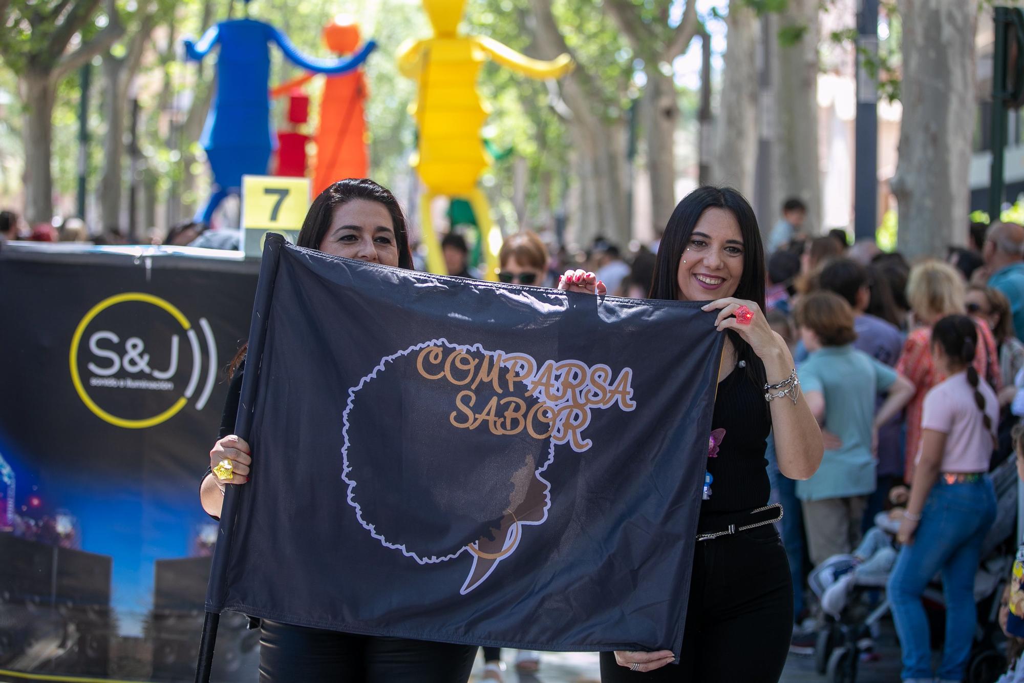 Entierro de la Sardina: ambiente en las calles de Murcia y desfiles de la mañana