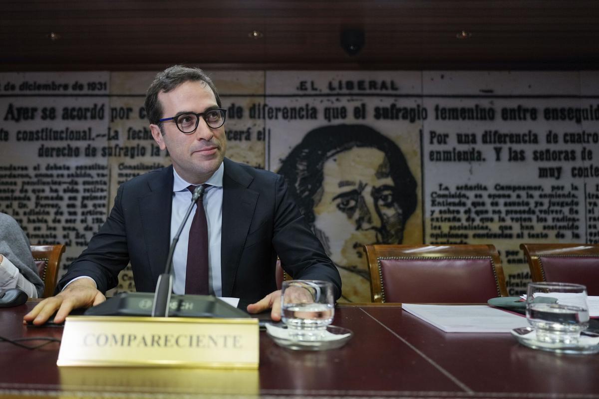 El ministro de Economía, Comercio y Empresa, Carlos Cuerpo, comparece en la comisión correspondiente del Senado este martes.