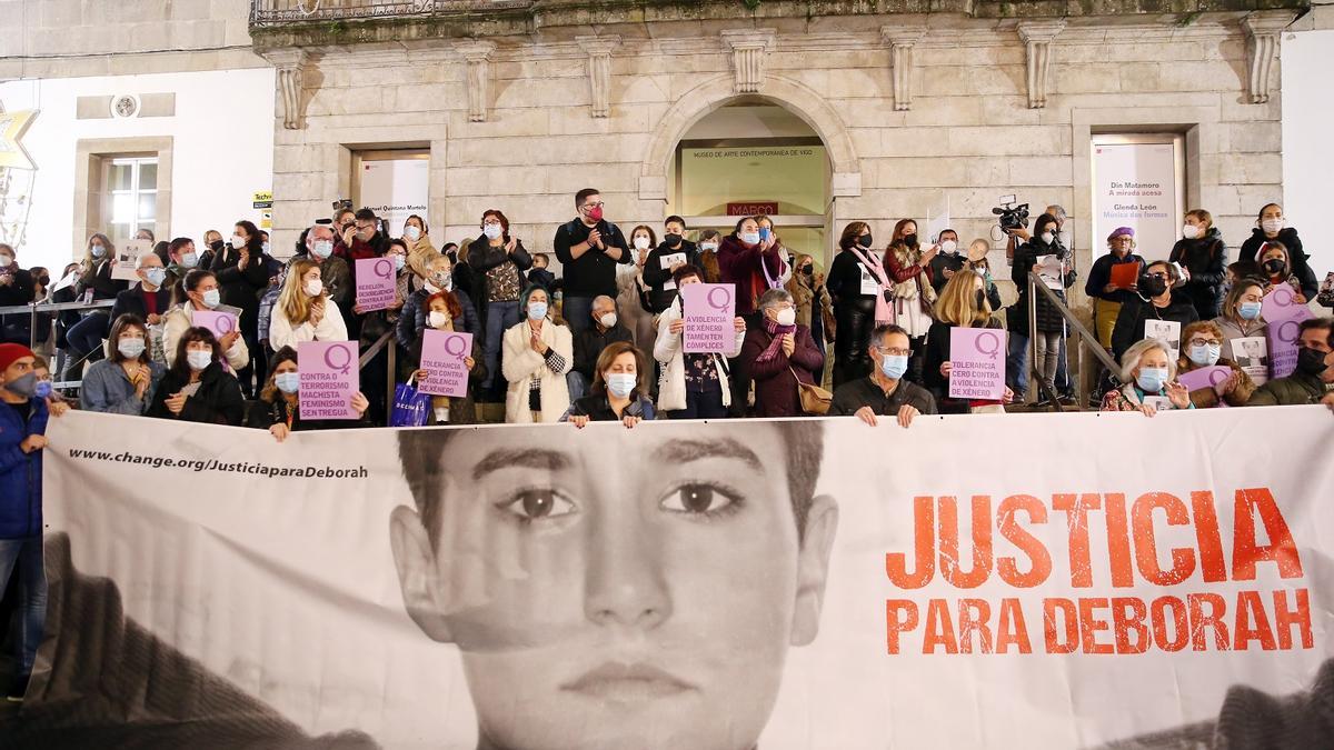 Más de 300 personas piden 'Justicia para Déborah'
