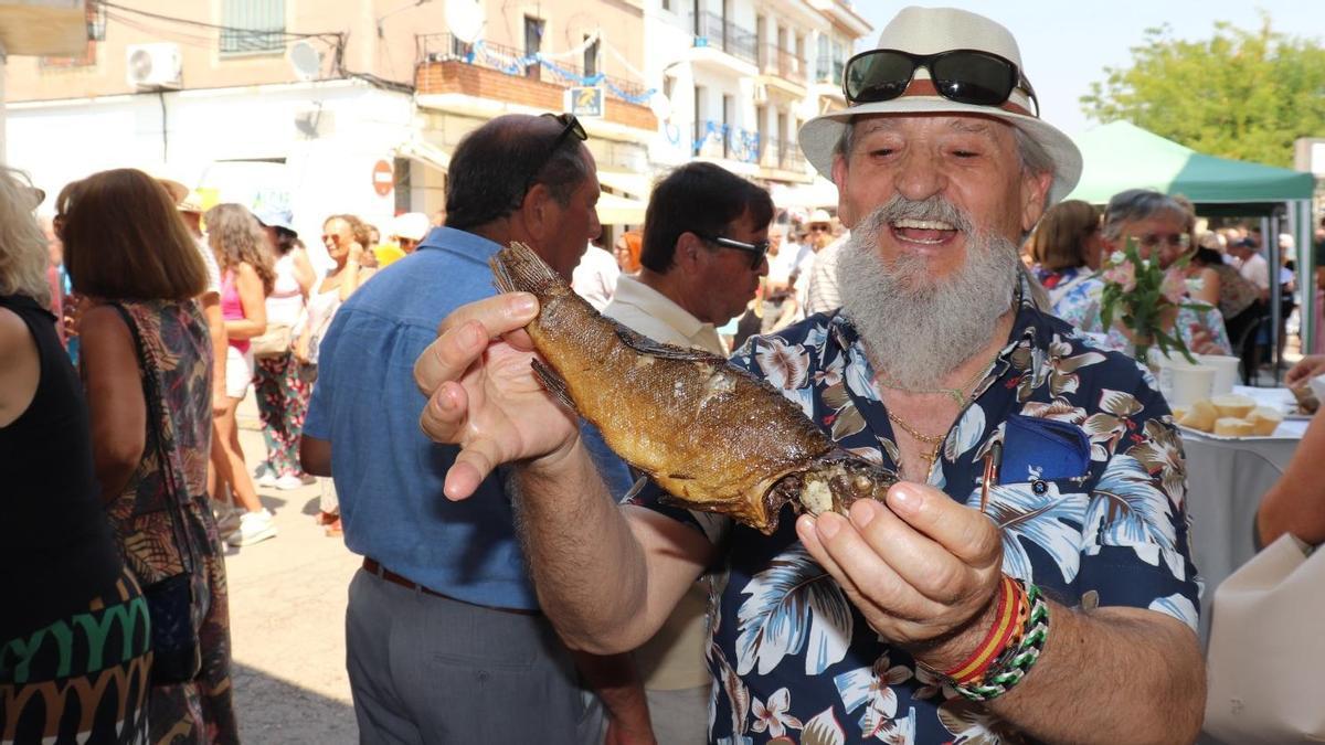 Ambientazo en la Fiesta de la Tenca 2025 en Garrovillas: búscate en las imágenes