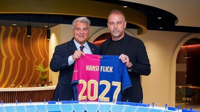 El día que dimitió Bartomeu, Laporta se enamoró de Flick