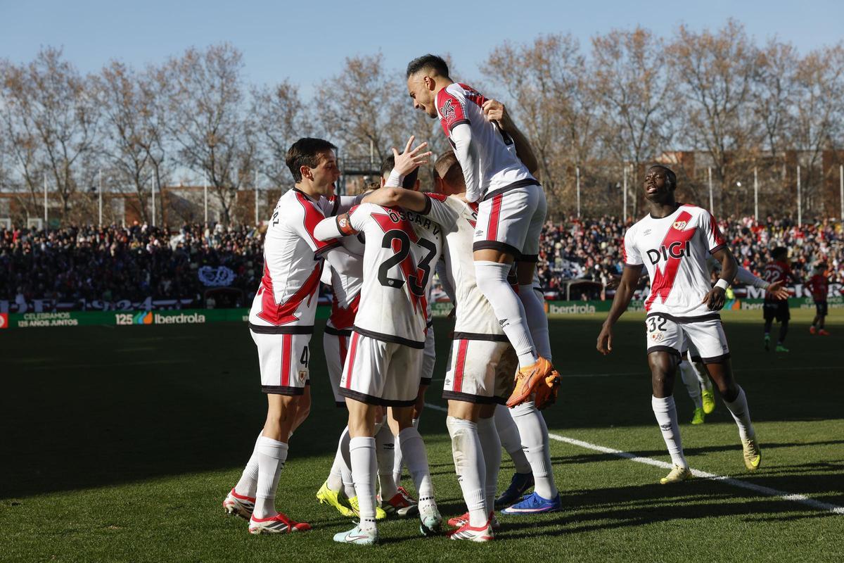 2-1. El Rayo Vallecano recupera la sonrisa contra el Mallorca