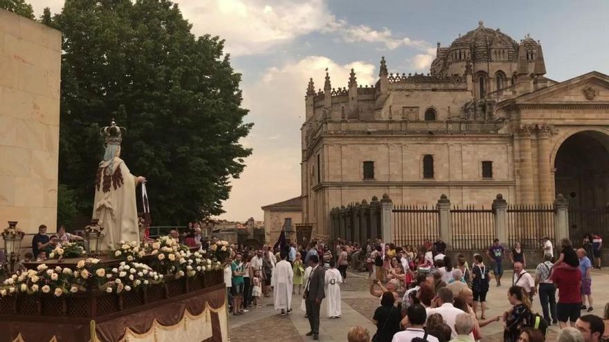 Procesión de la Virgen del Carmen de San Isidoro en Zamora capital