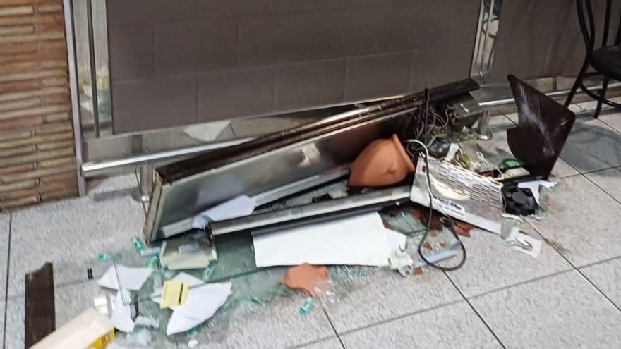 Una explosión en una cafetería provoca la alarma en Las Palmas de Gran Canaria