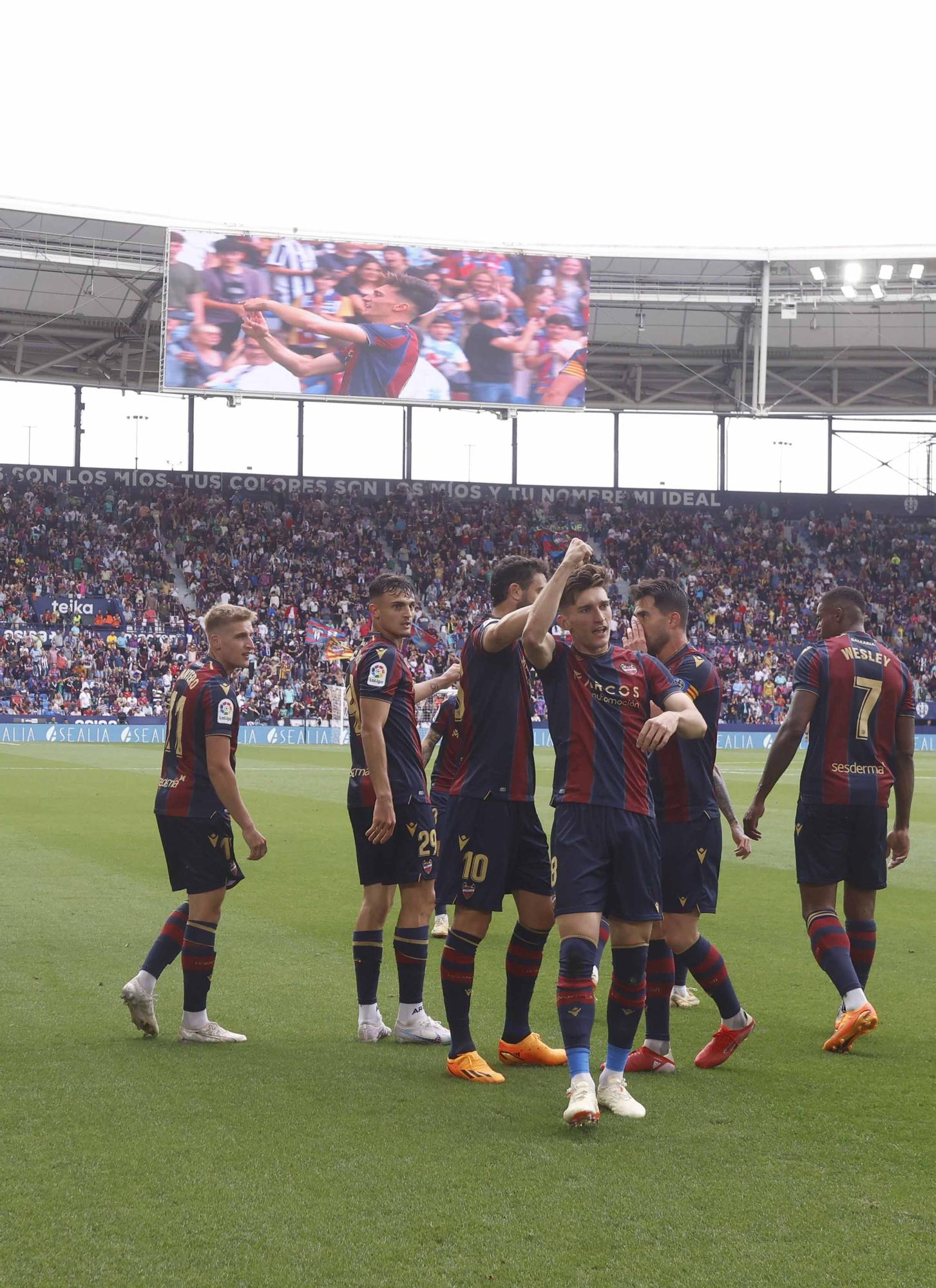 Las mejores imágenes del Levante UD - Deportivo Alavés