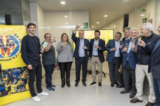 El brindis de Llaneza celebra la permanencia del Villarreal en Primera